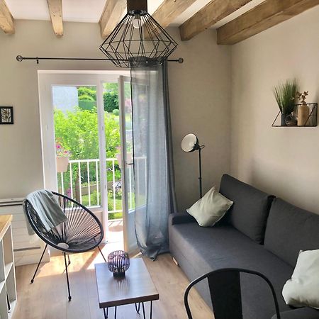 Veroliv : Superbe Appartement Renove Proche Du Centre-Ville Le Creusot Exterior foto