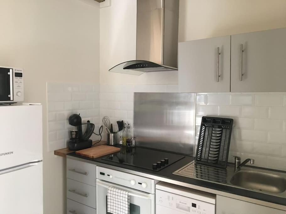 Veroliv : Superbe Appartement Renove Proche Du Centre-Ville Le Creusot Exterior foto