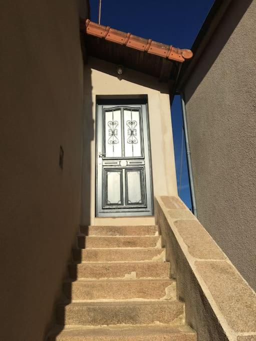 Veroliv : Superbe Appartement Renove Proche Du Centre-Ville Le Creusot Exterior foto