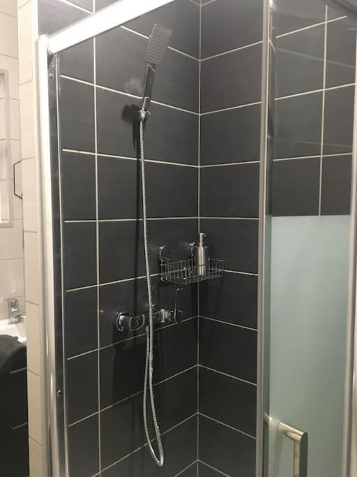 Veroliv : Superbe Appartement Renove Proche Du Centre-Ville Le Creusot Exterior foto